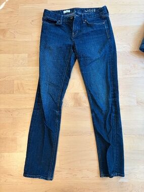 Gap Girlfriend Jeans Size 28r
